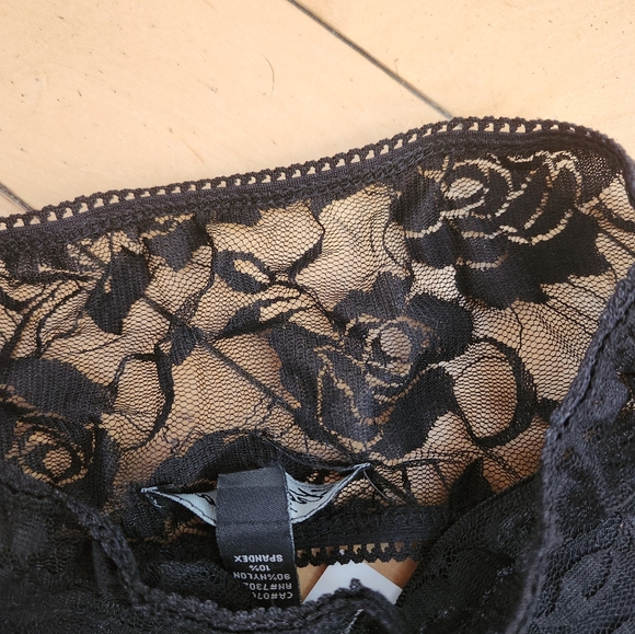 Black Lace Pullover Bralette, S - Picture 3 of 5
